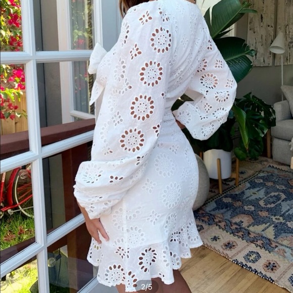 White long sleeve summer dress - Picture 2 of 3